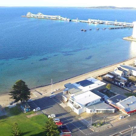 Tasman Beachside Apartment Port Lincoln Exterior photo