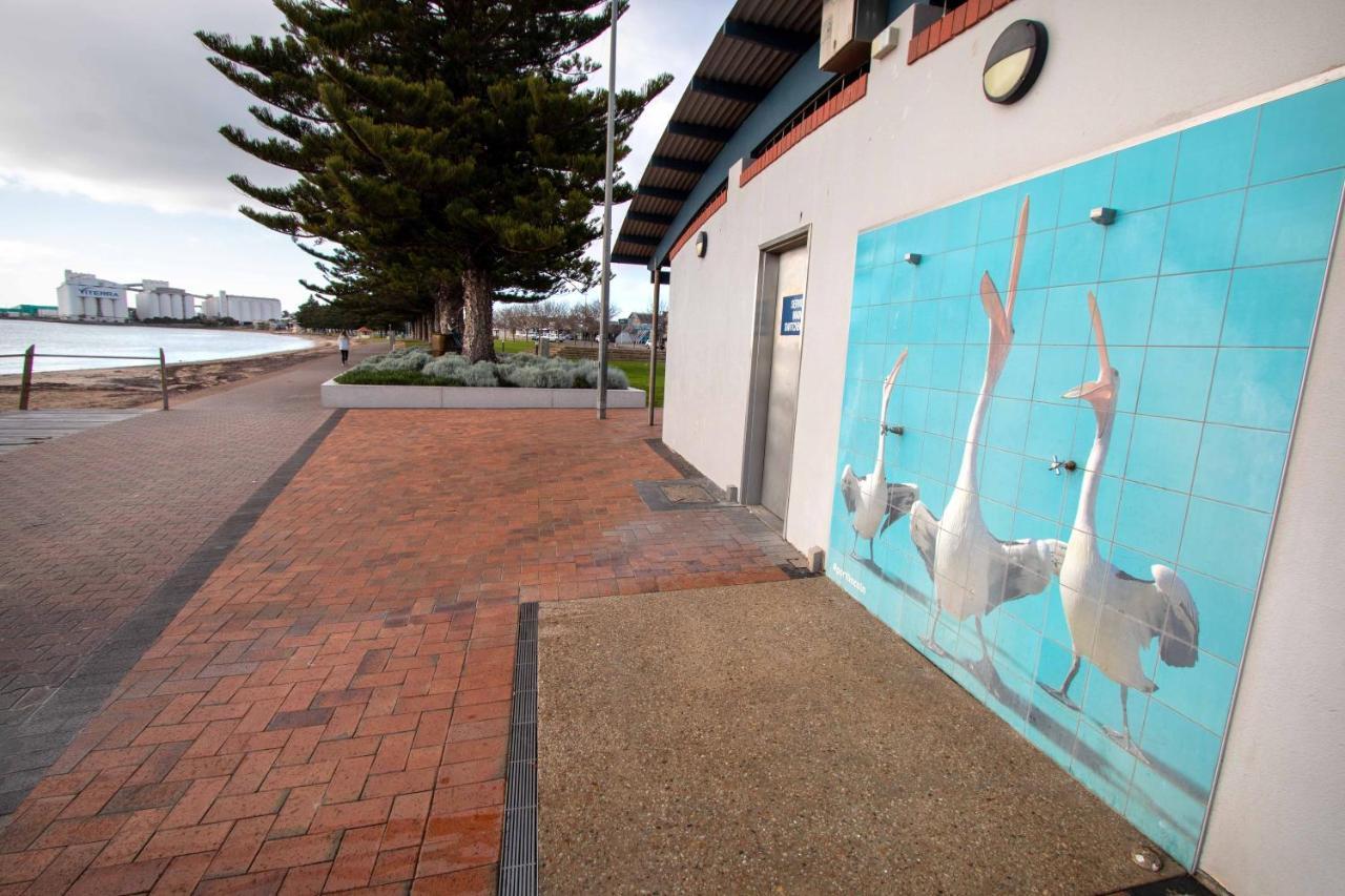 Tasman Beachside Apartment Port Lincoln Exterior photo