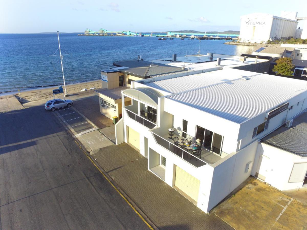 Tasman Beachside Apartment Port Lincoln Exterior photo